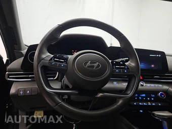 2024 Hyundai Elantra SEL – miniatura 10