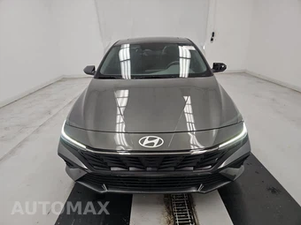 2024 Hyundai Elantra SEL – miniatura 2