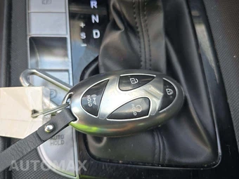 2024 Hyundai Elantra SEL - miniatura 5