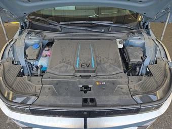 2024 Hyundai IONIQ 5 Limited - miniatura 15