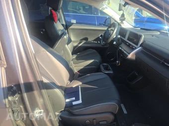 2024 Hyundai IONIQ 5 Limited - miniatura 8