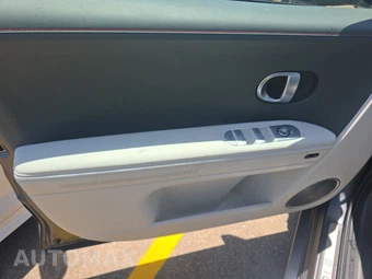 2024 Hyundai IONIQ 5 Limited - miniatura 9
