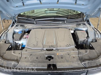 2024 Hyundai IONIQ 5 Limited - miniatura 15