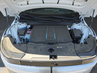 2024 Hyundai IONIQ 5 Limited - miniatura 15