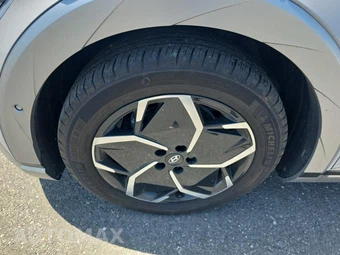 2024 Hyundai IONIQ 5 Limited - miniatura 17