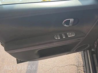 2024 Hyundai IONIQ 5 Limited - miniatura 9