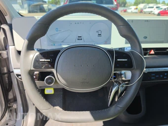 2024 Hyundai IONIQ 5 Limited - miniatura 10