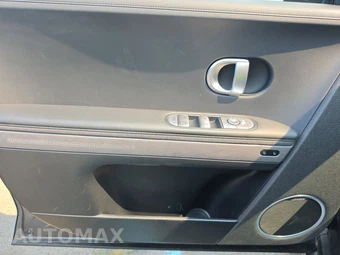 2024 Hyundai IONIQ 5 Limited - miniatura 9