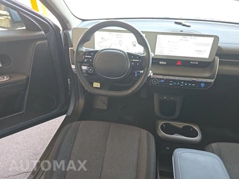 2024 Hyundai IONIQ 5 SE - miniatura 11