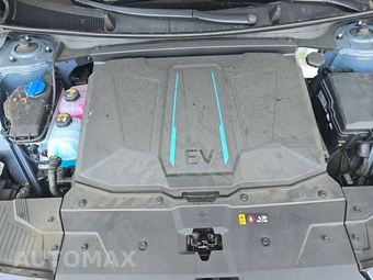 2024 Hyundai IONIQ 5 SE - miniatura 15