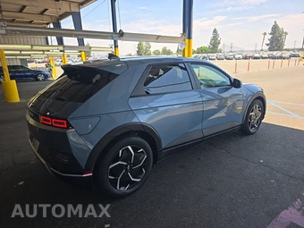 2024 Hyundai IONIQ 5 SE - miniatura 4