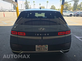 2024 Hyundai IONIQ 5 SE - miniatura 5