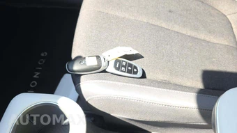 2024 Hyundai IONIQ 5 SE - miniatura 17