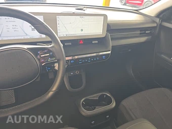 2024 Hyundai IONIQ 5 SE - miniatura 11