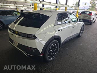 2024 Hyundai IONIQ 5 SE - miniatura 4