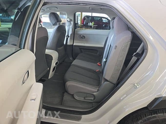 2024 Hyundai IONIQ 5 SE - miniatura 13