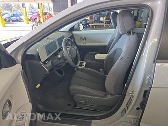 2024 Hyundai IONIQ 5 SE - miniatura 7