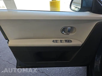 2024 Hyundai IONIQ 5 SE - miniatura 9