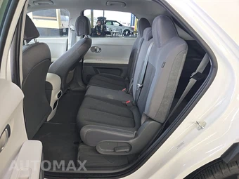 2024 Hyundai IONIQ 5 SE - miniatura 13