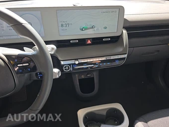 2024 Hyundai IONIQ 5 SE - miniatura 11
