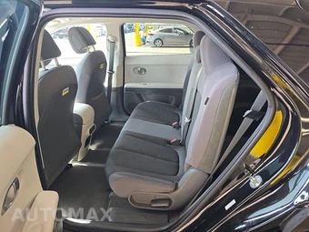 2024 Hyundai IONIQ 5 SE - miniatura 13