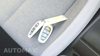 2024 Hyundai IONIQ 5 SE - miniatura 19