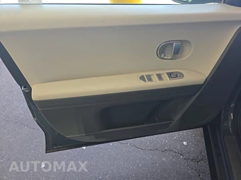 2024 Hyundai IONIQ 5 SE - miniatura 9