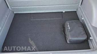 2024 Hyundai IONIQ 5 SE - miniatura 32