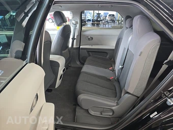 2024 Hyundai IONIQ 5 SE - miniatura 13