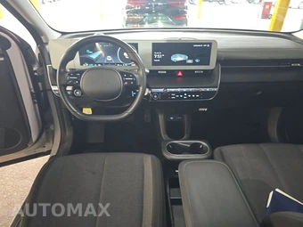 2024 Hyundai IONIQ 5 SE - miniatura 11
