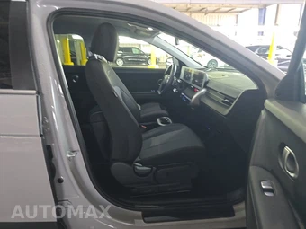 2024 Hyundai IONIQ 5 SE - miniatura 8