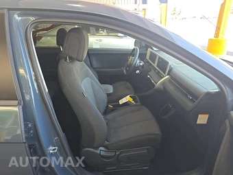 2024 Hyundai IONIQ 5 SE - miniatura 8