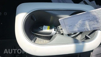 2024 Hyundai IONIQ 5 SE - miniatura 18