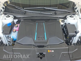2024 Hyundai IONIQ 5 SE - miniatura 15