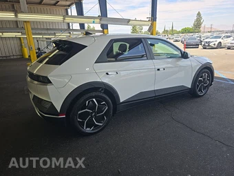 2024 Hyundai IONIQ 5 SE - miniatura 4