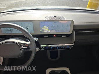 2024 Hyundai IONIQ 5 SE - miniatura 11