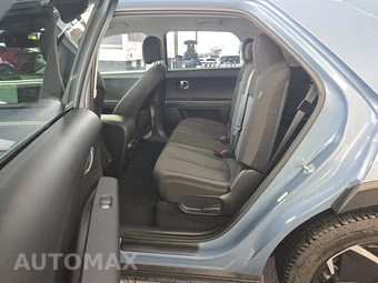 2024 Hyundai IONIQ 5 SE - miniatura 13