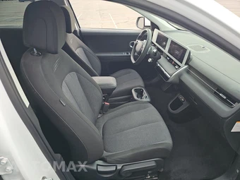 2024 Hyundai IONIQ 5 SE - miniatura 8