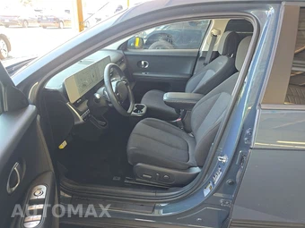 2024 Hyundai IONIQ 5 SE - miniatura 7