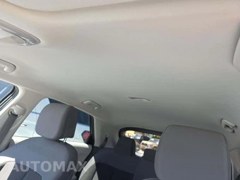 2024 Hyundai IONIQ 5 SE - miniatura 8