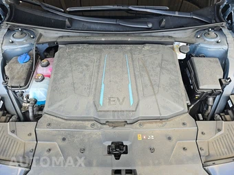 2024 Hyundai IONIQ 5 SE - miniatura 15
