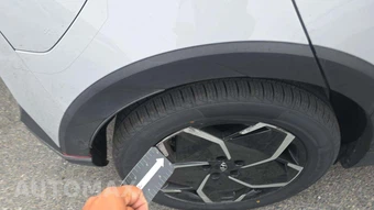 2024 Hyundai IONIQ 5 SE - miniatura 20