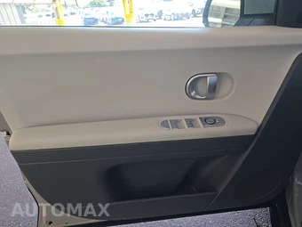 2024 Hyundai IONIQ 5 SE - miniatura 9