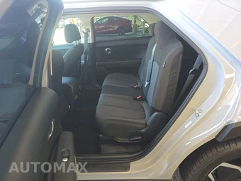 2024 Hyundai IONIQ 5 SE - miniatura 13