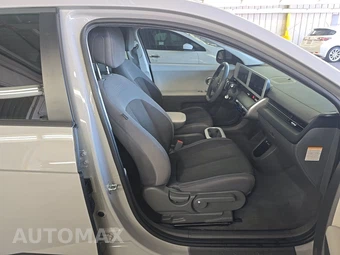 2024 Hyundai IONIQ 5 SE - miniatura 8