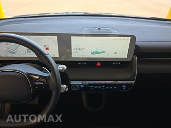 2024 Hyundai IONIQ 5 SE - miniatura 11