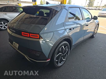 2024 Hyundai IONIQ 5 SE - miniatura 4