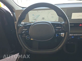 2024 Hyundai IONIQ 5 SE - miniatura 10