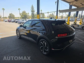 2024 Hyundai IONIQ 5 SE - miniatura 6