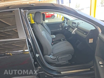 2024 Hyundai IONIQ 5 SE - miniatura 8